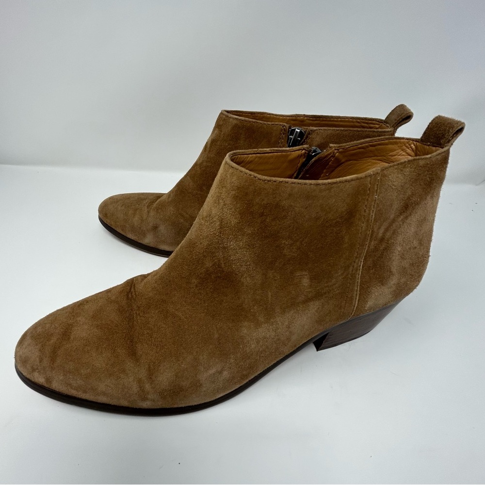 J CREW suede Ankle boots w/ side zipper Style#C9868, Women’s Size 11.
